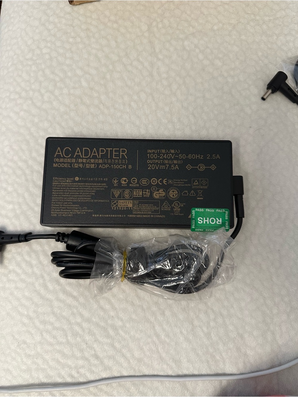ASUS Right-Angle DC Laptop Power Connector – Black - Picture 6 of 9